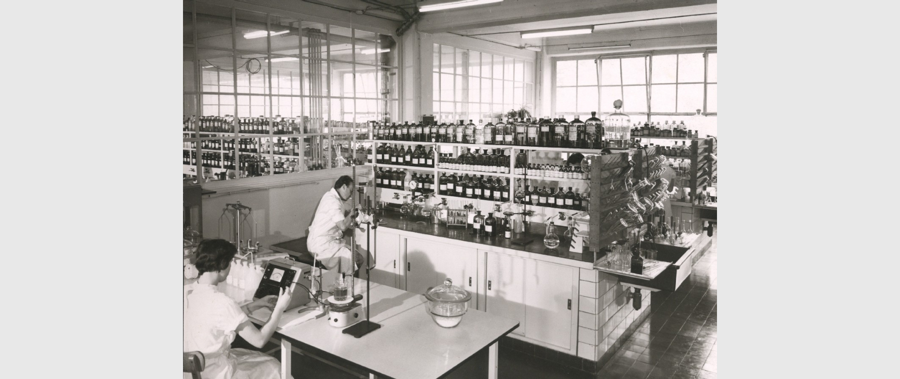 A Grünenthal research laboratory from 1965.